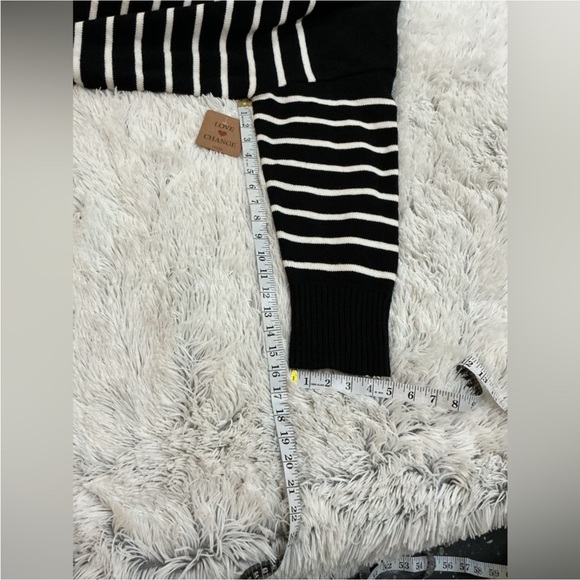 Love Change Italy black with white stripes drop shoulder sweater Woman’s 2X - Picture 4 of 10